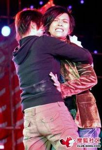 明星台上尴尬瞬间搞笑,尴尬变搞笑，笑料百出！